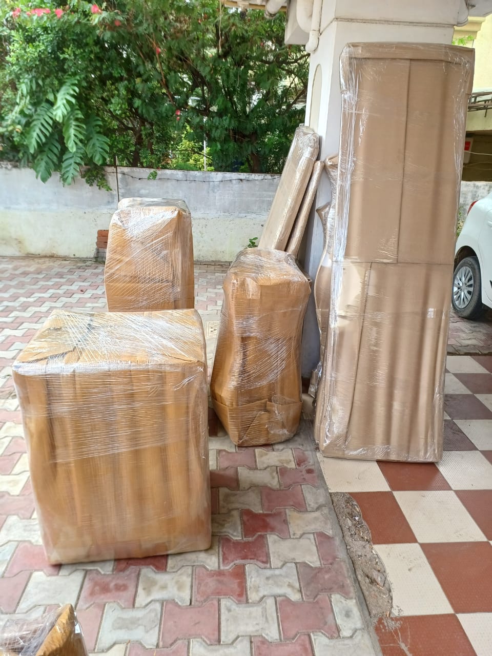 packers and movers vadodara